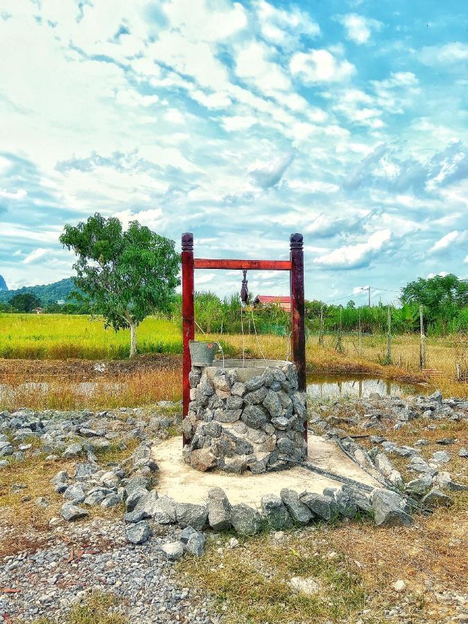 Rumah Kurnia Kangar Exterior foto